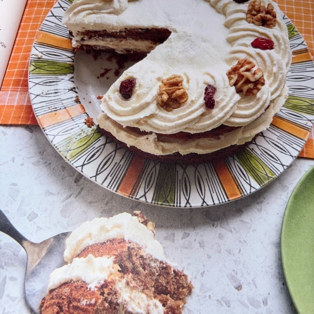 Vegan Baking Recipe Book - Picture 3 of 4